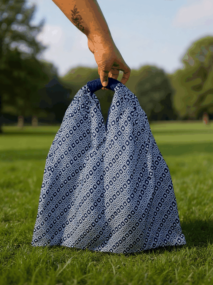 Onthatile handmade bag, second view
